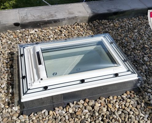 Velux lichtkoepel met buitenzonwering