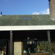 VELUX UK04 met bitumen singhles dakbedekking